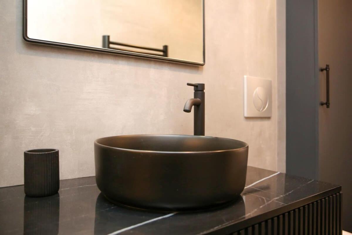 Amelot 2- Appartement spacieux et lumineux- 3P- Paris 11 Extérieur photo