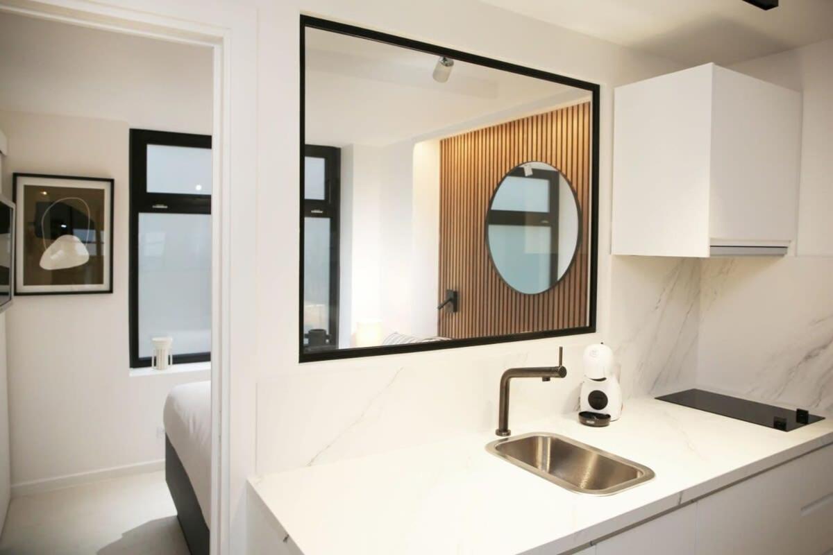 Amelot 2- Appartement spacieux et lumineux- 3P- Paris 11 Extérieur photo